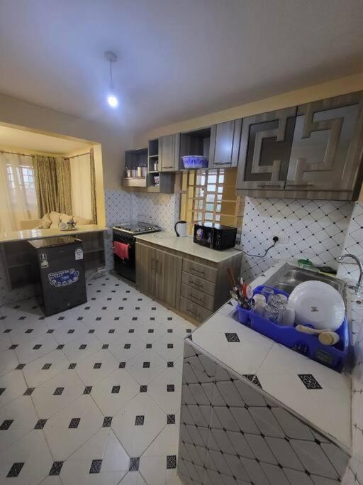 נאיוואשה Amazon House 2 Bedroom House מראה חיצוני תמונה
